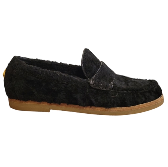 Stuart Weitzman Black Fur Loafers - Picture 6 of 9